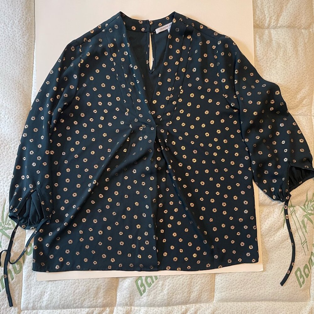 Small - Collective Concepts - Woodford Tie Sleeve Blouse - Dark Green